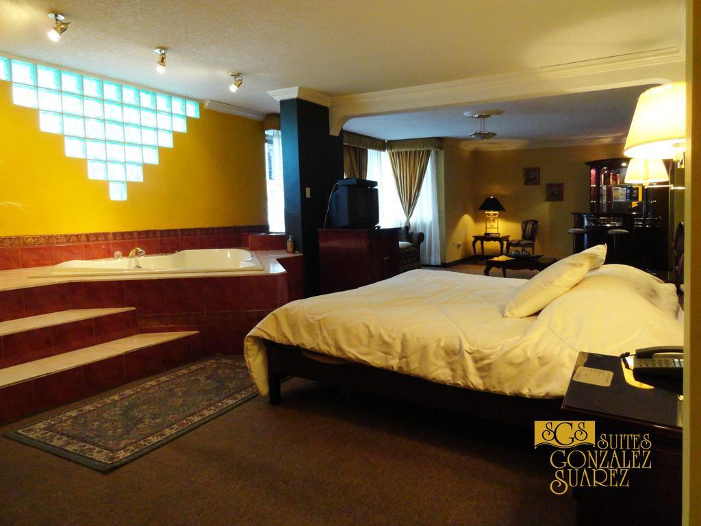 Hotel Suites Gonzalez Suarez Кіто Екстер'єр фото