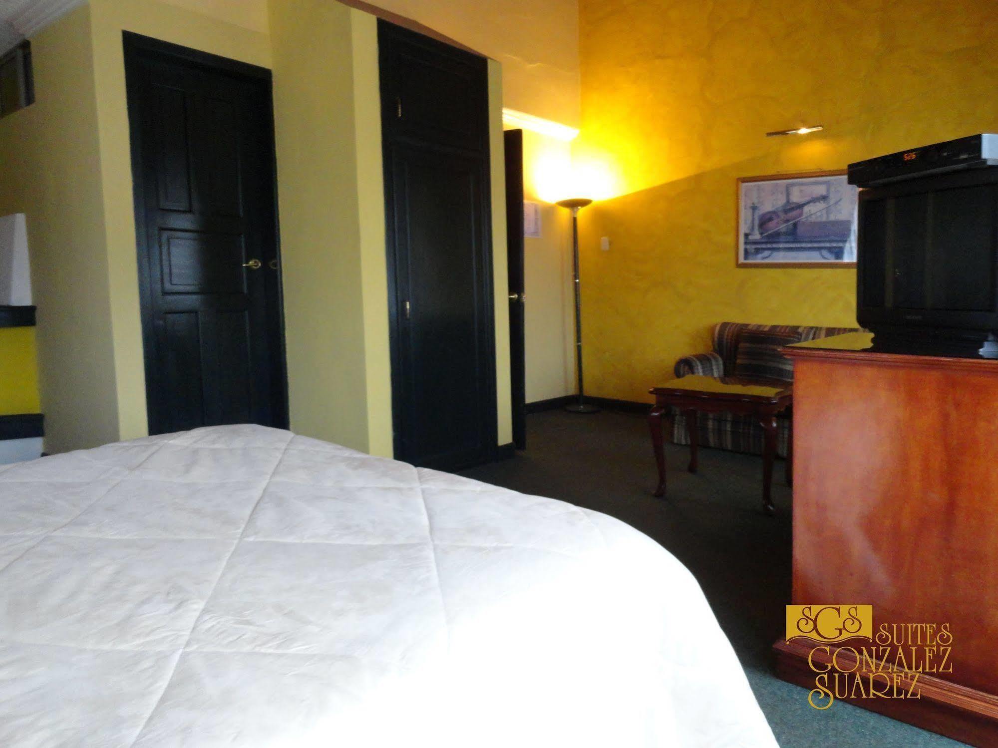 Hotel Suites Gonzalez Suarez Кіто Екстер'єр фото